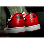 Air Jordan 1 Low OG Chicago (2)